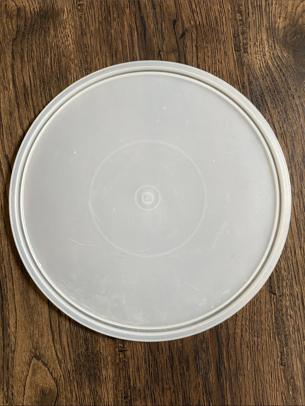 TUPPERWARE 12